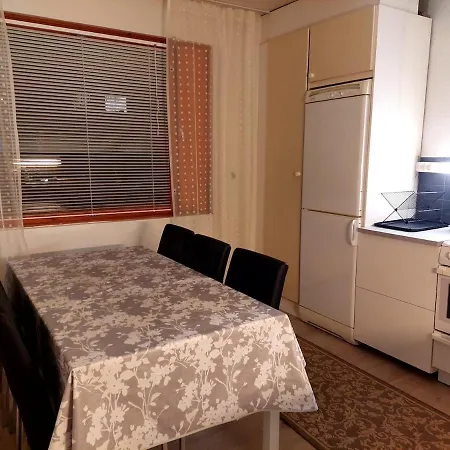 Cozy At Arctic Circle *